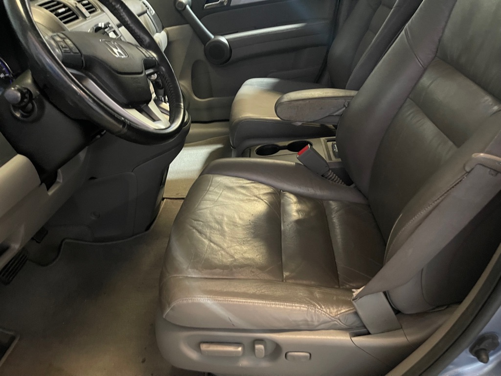 Photo 10 of this HONDA CR-V