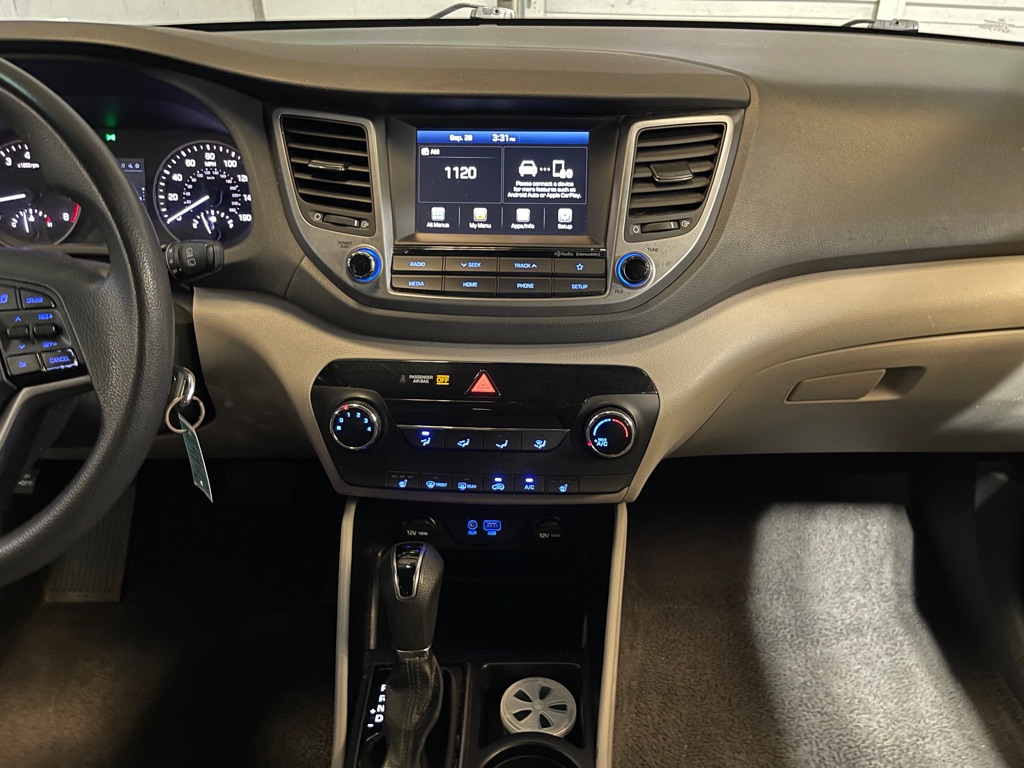 Photo 13 of this HYUNDAI TUCSON