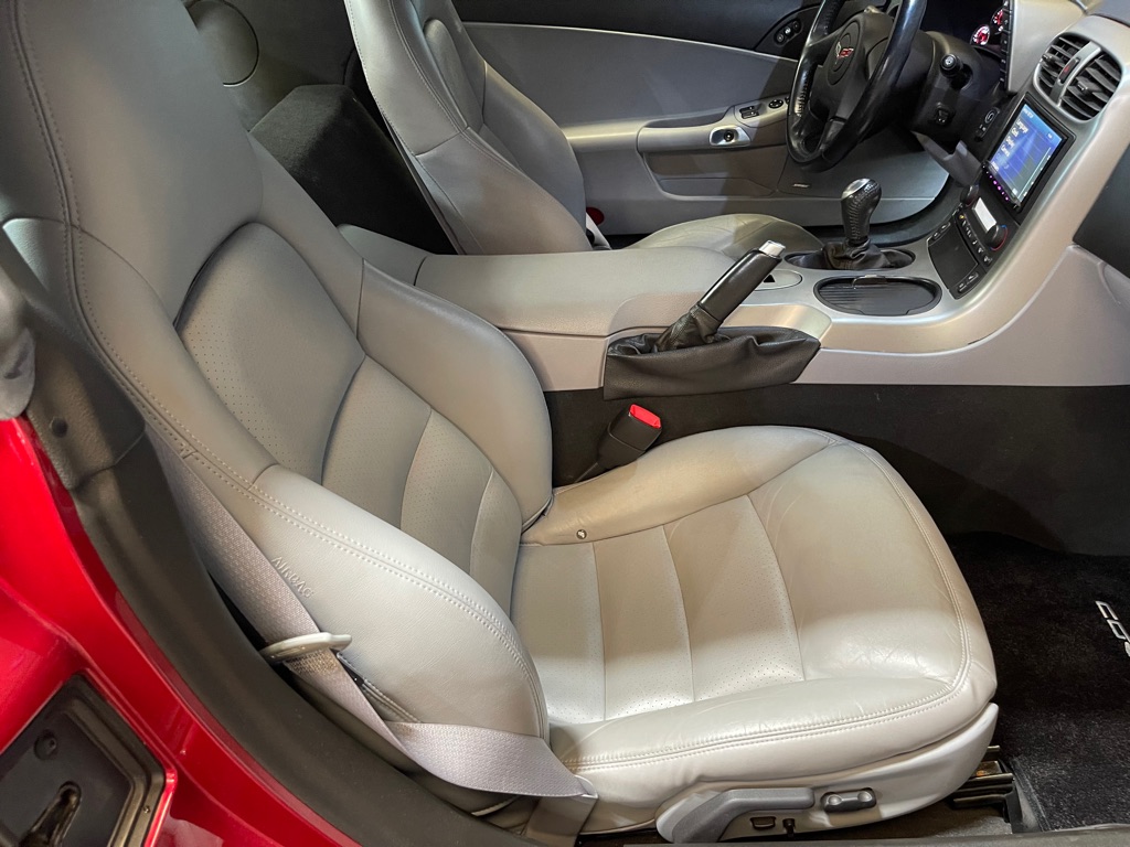 Photo 16 of this CHEVROLET CORVETTE