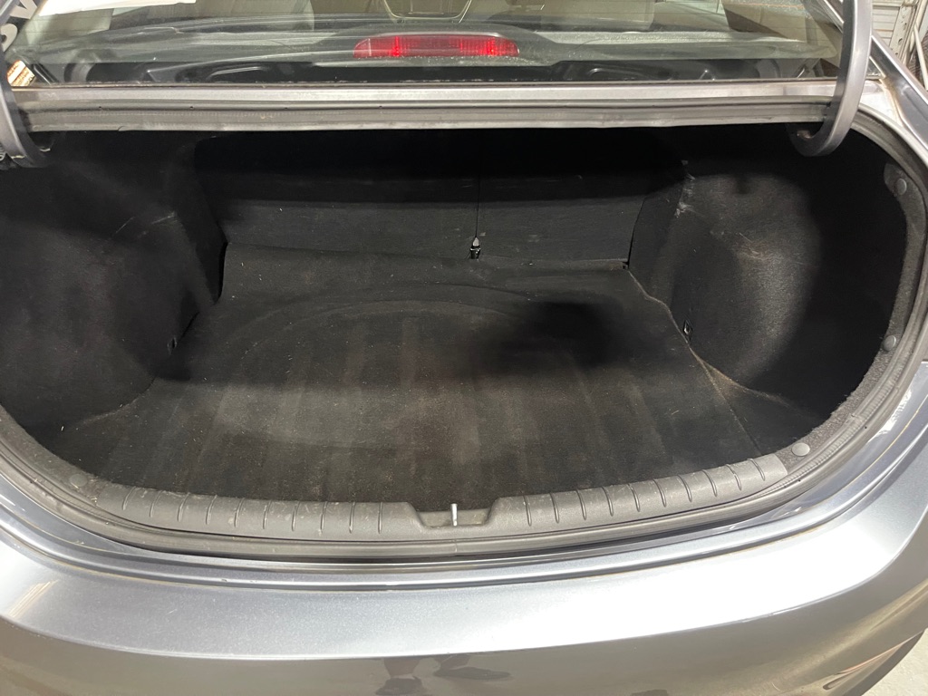 Photo 7 of this HYUNDAI ACCENT