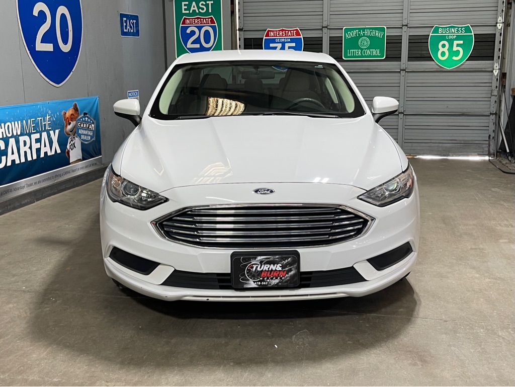 Photo 2 of this FORD FUSION HYBRID
