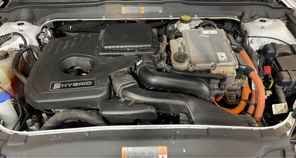 Photo 8 of this FORD FUSION HYBRID