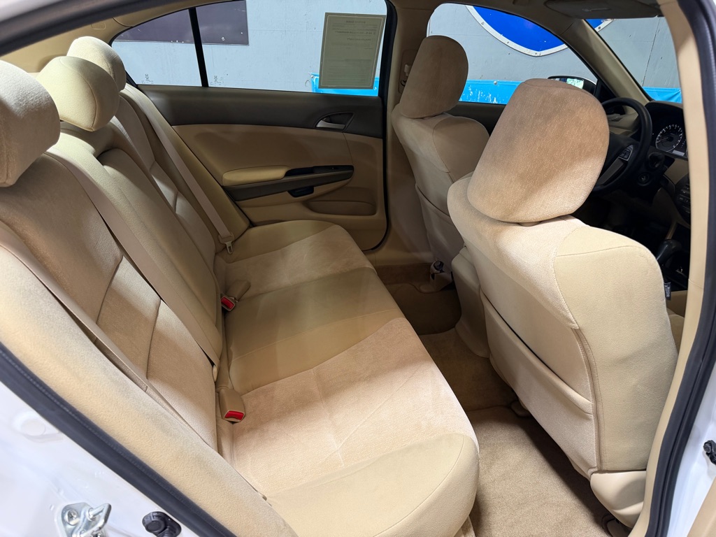 Photo 19 of this HONDA ACCORD