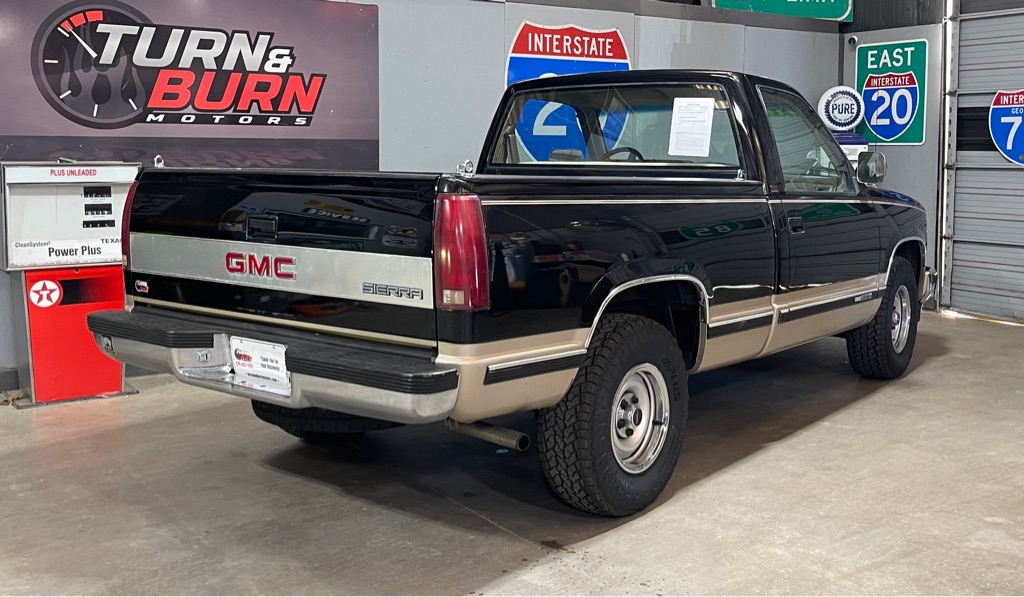 Photo 4 of this GMC SIERRA 1500