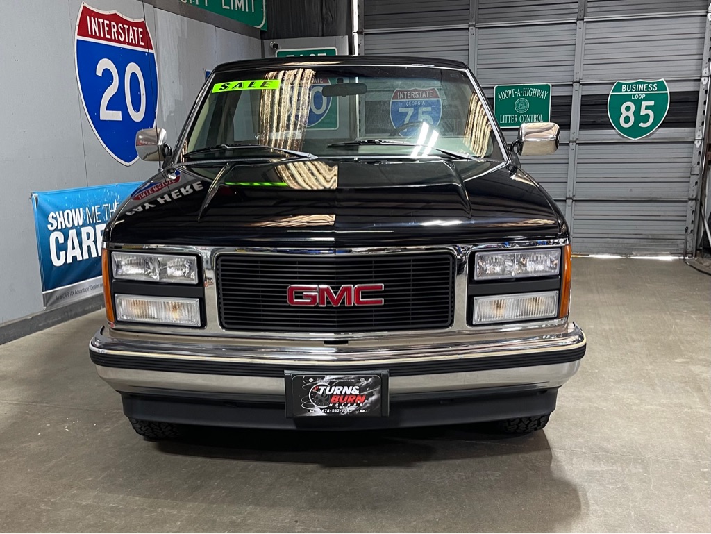 Photo 2 of this GMC SIERRA 1500