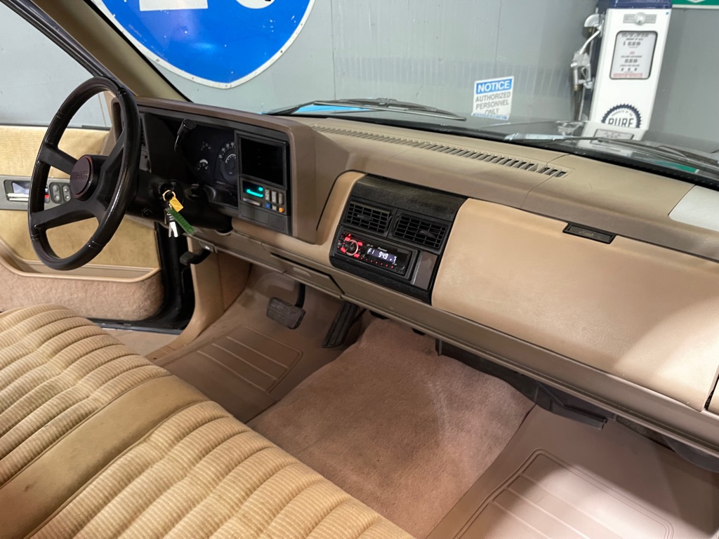 Photo 15 of this GMC SIERRA 1500