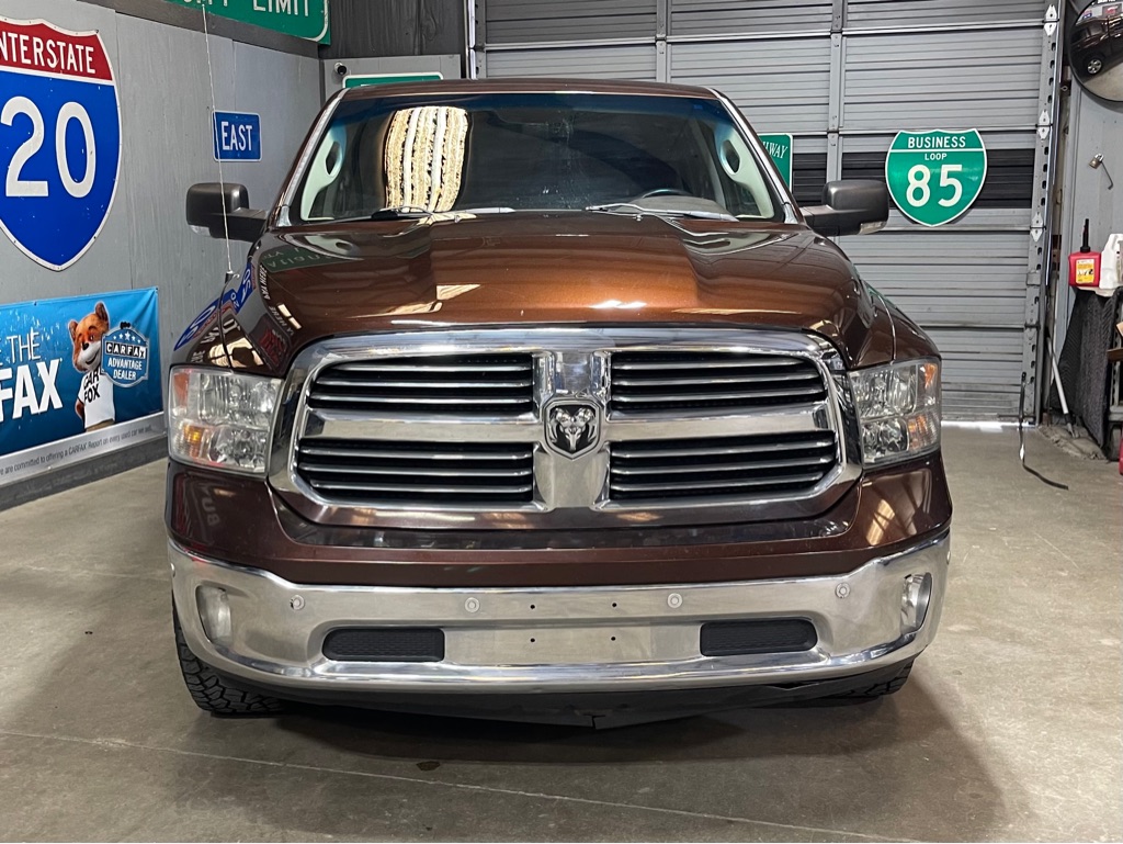 Photo 2 of this RAM 1500