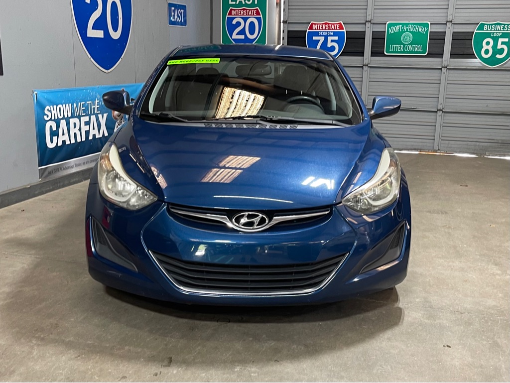 Photo 2 of this HYUNDAI ELANTRA