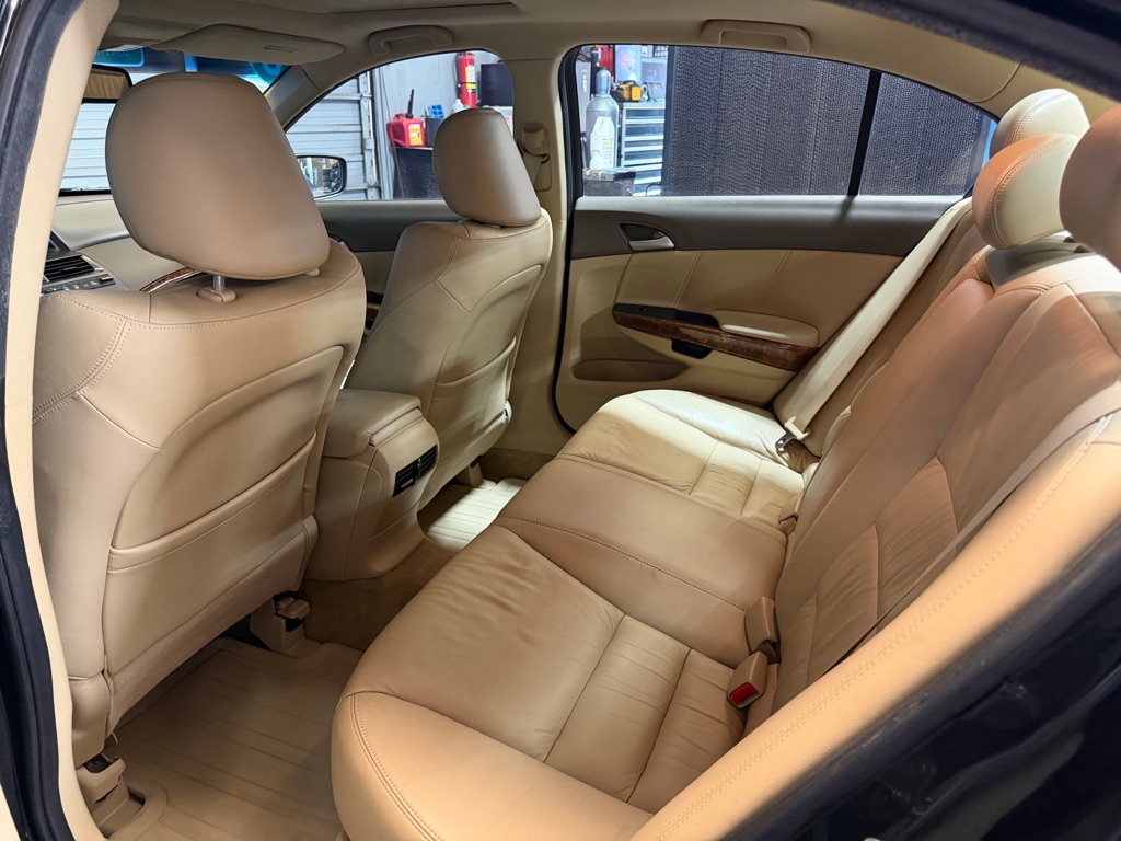 Photo 16 of this HONDA ACCORD