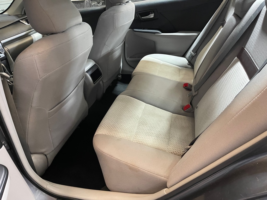 Photo 18 of this TOYOTA CAMRY