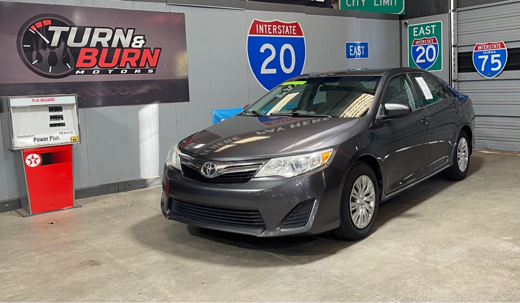 2014 TOYOTA CAMRY