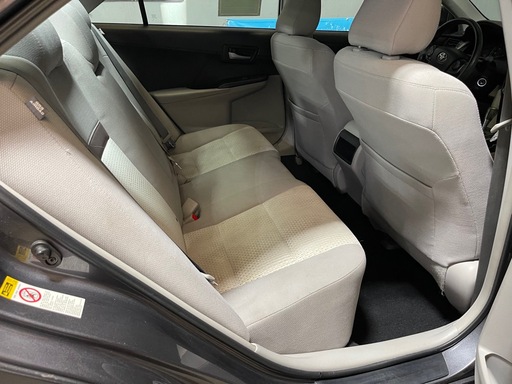 Photo 19 of this TOYOTA CAMRY