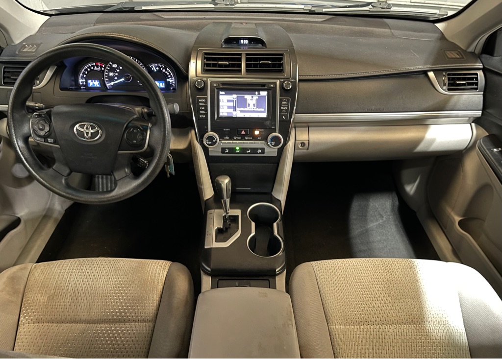 Photo 15 of this TOYOTA CAMRY