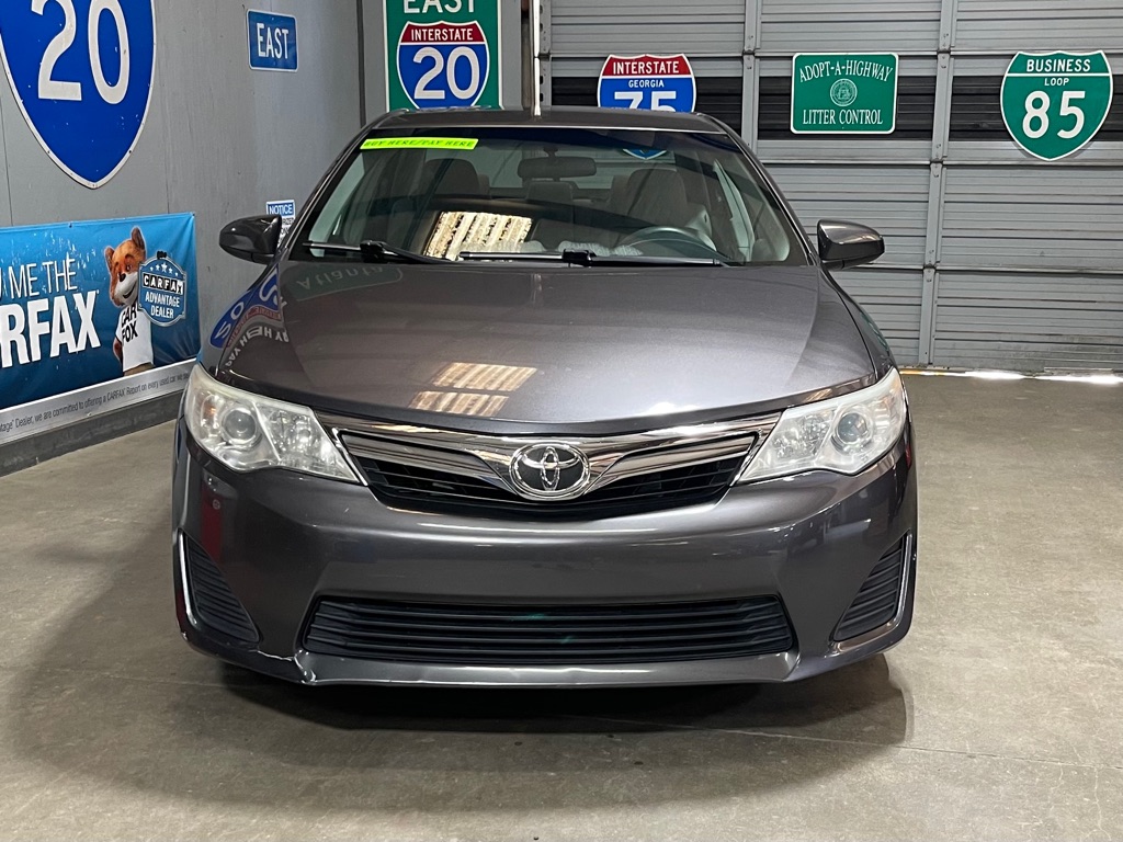 Photo 2 of this TOYOTA CAMRY
