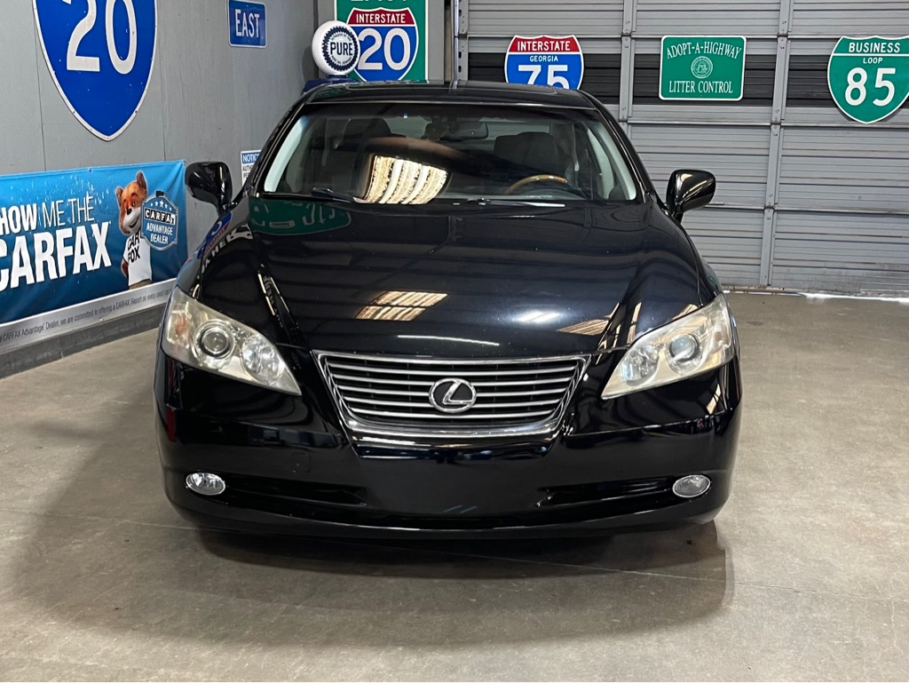 Photo 2 of this LEXUS ES 350