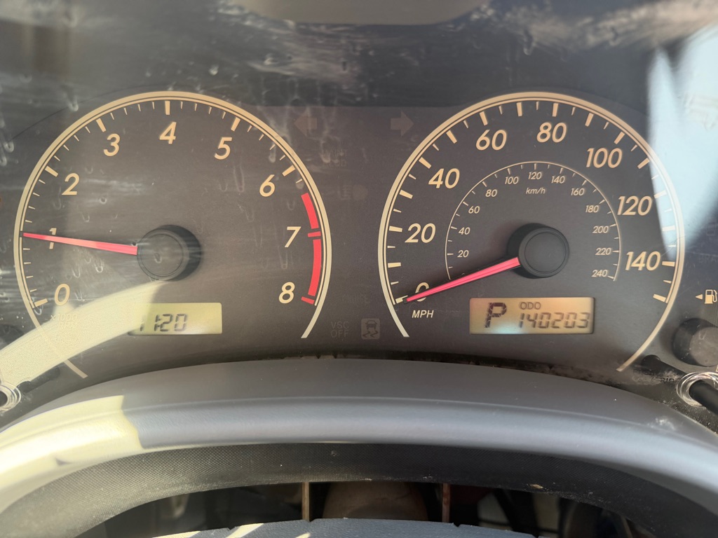 Photo 7 of this TOYOTA COROLLA