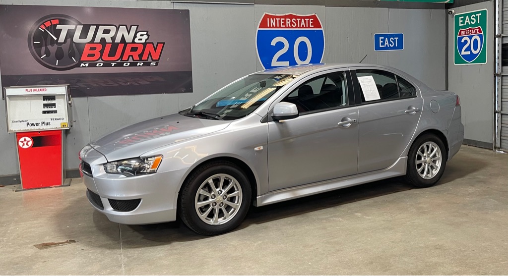 Photo 3 of this MITSUBISHI LANCER