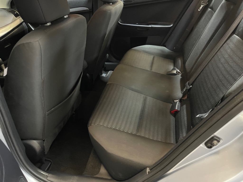 Photo 18 of this MITSUBISHI LANCER