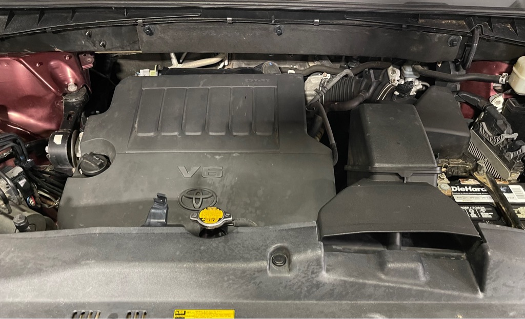 Photo 8 of this TOYOTA HIGHLANDER