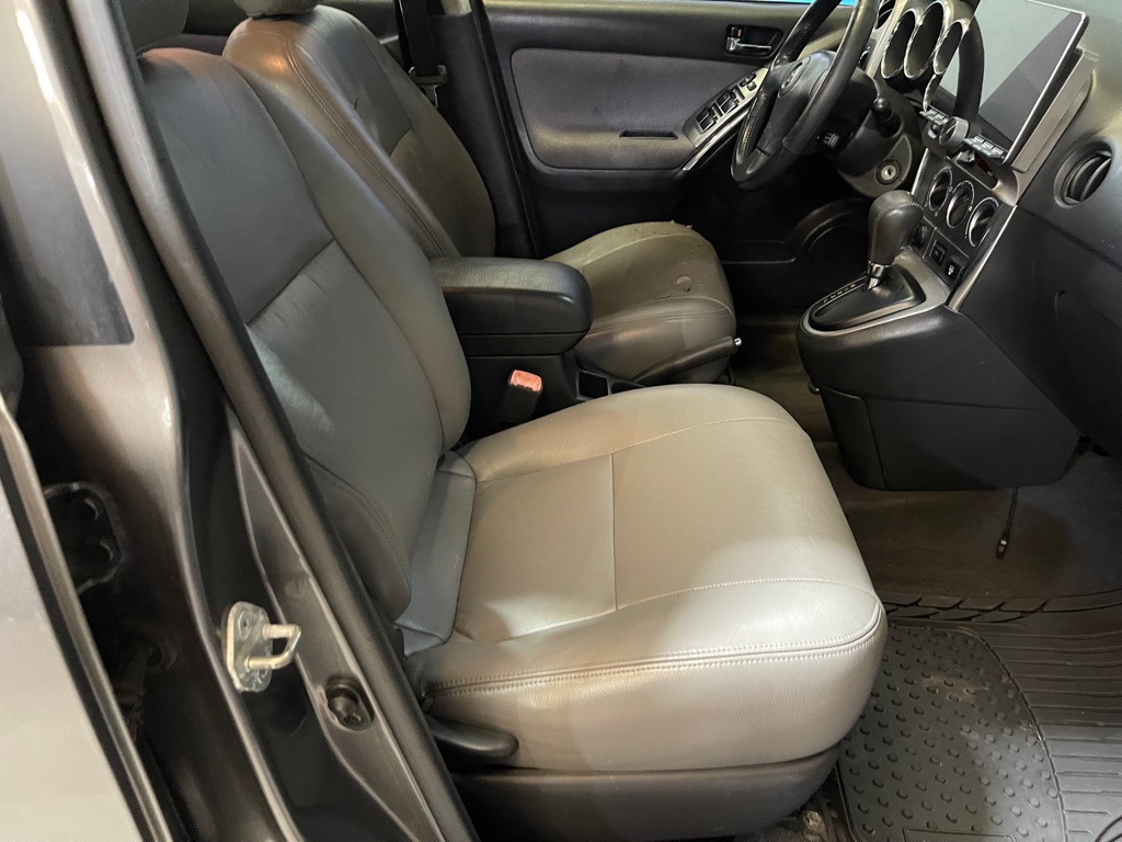 Photo 16 of this TOYOTA MATRIX