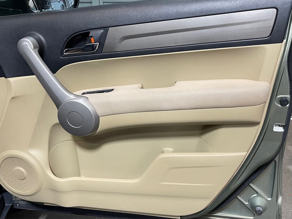 Photo 15 of this HONDA CR-V