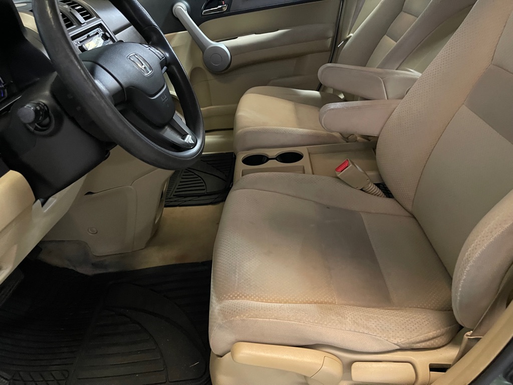 Photo 10 of this HONDA CR-V