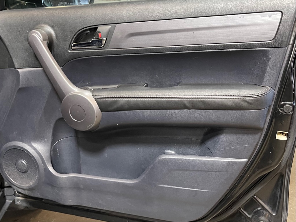 Photo 15 of this HONDA CR-V