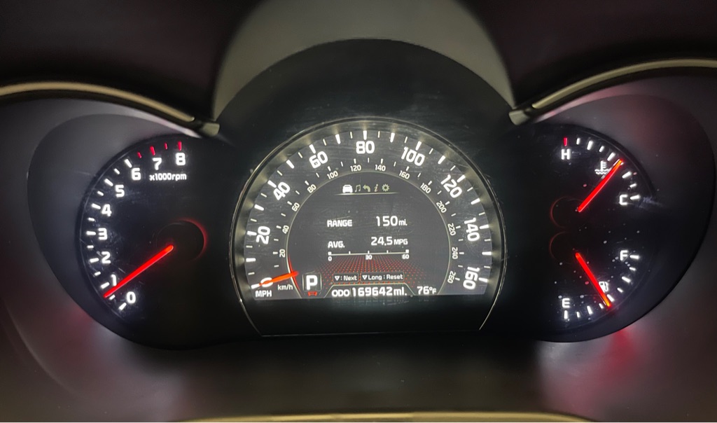Photo 11 of this KIA SORENTO