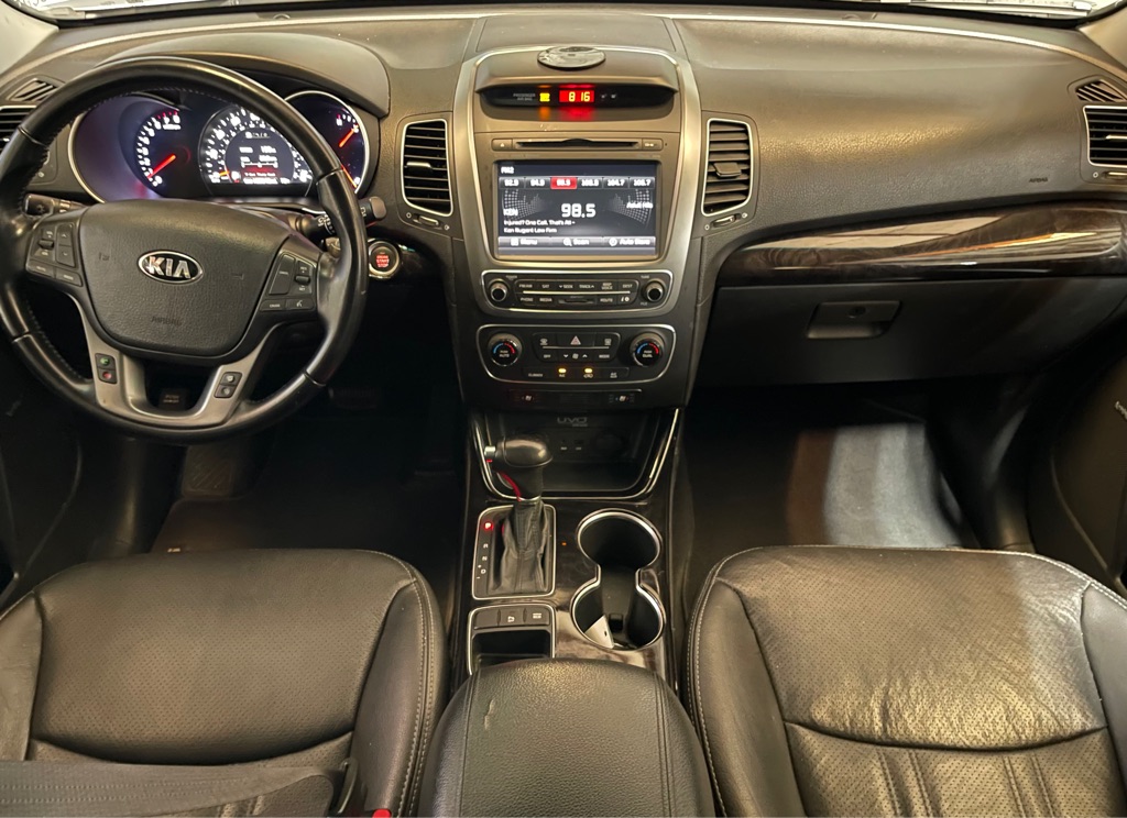 Photo 15 of this KIA SORENTO