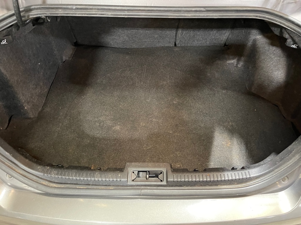 Photo 7 of this FORD FUSION
