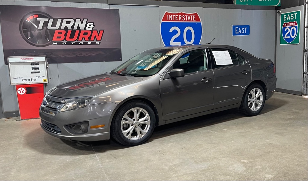 Photo 3 of this FORD FUSION