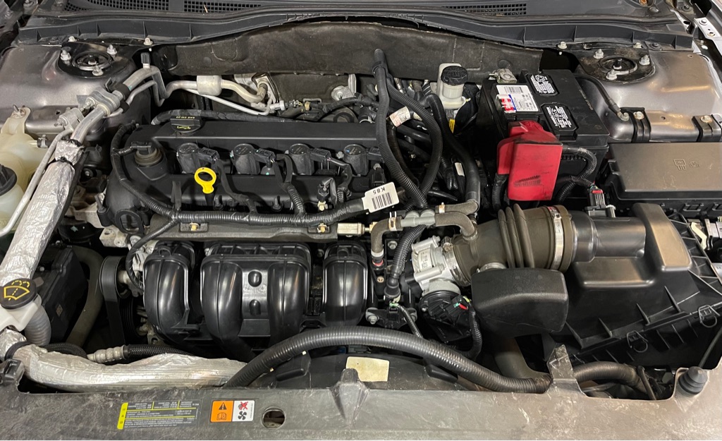 Photo 8 of this FORD FUSION