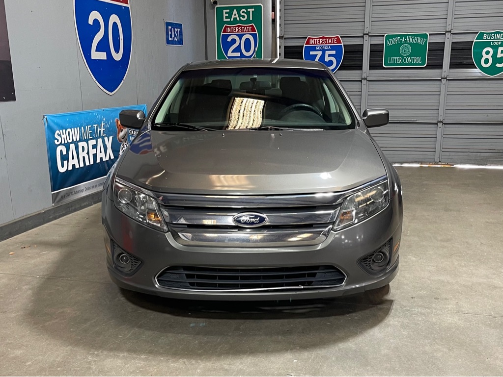 Photo 2 of this FORD FUSION