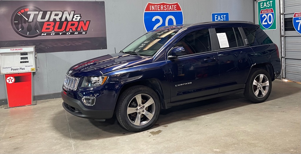 Photo 3 of this JEEP COMPASS