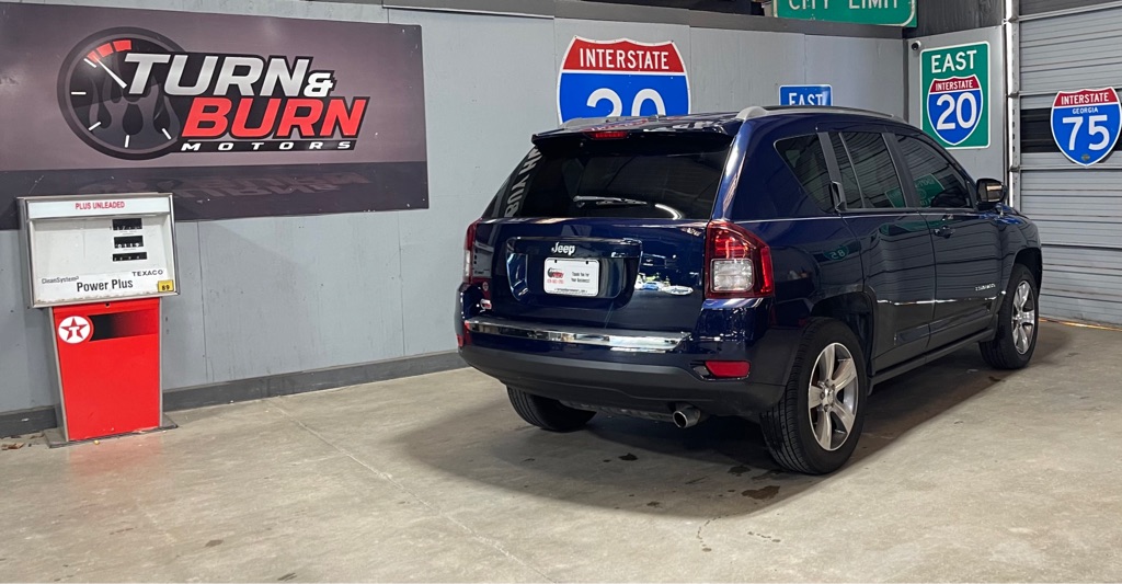 Photo 4 of this JEEP COMPASS
