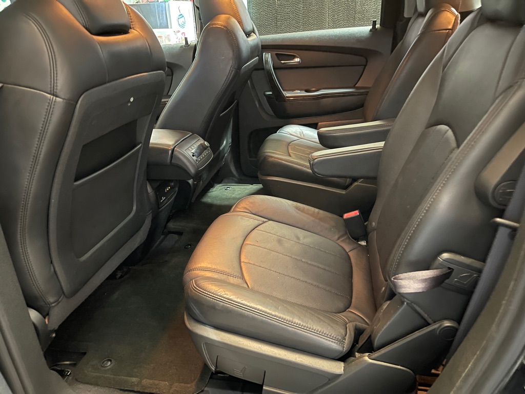 Photo 18 of this GMC ACADIA