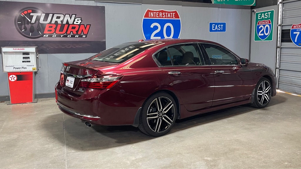 Photo 5 of this HONDA ACCORD