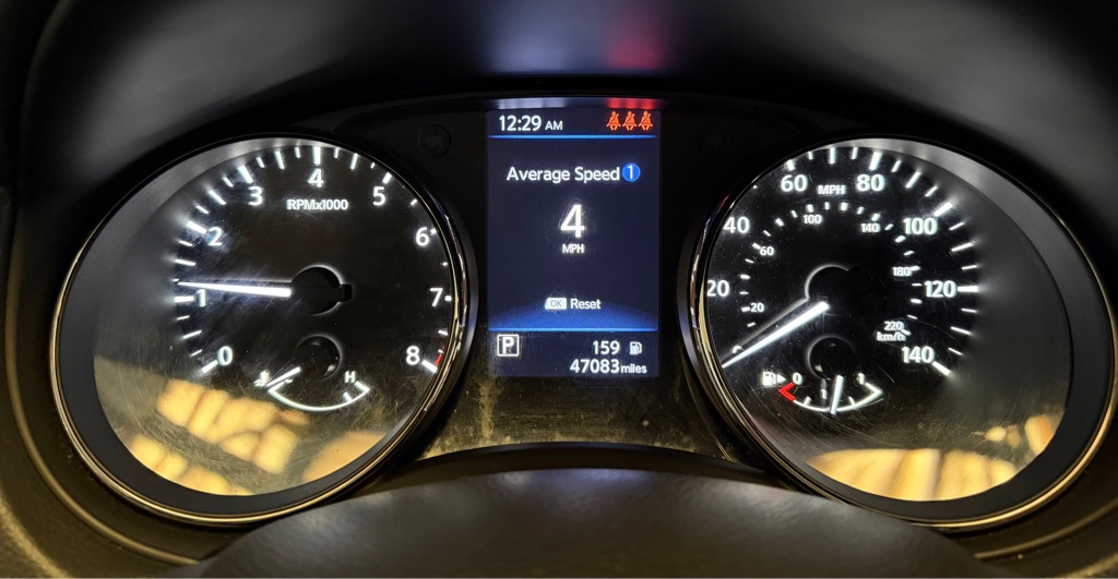 Photo 11 of this NISSAN ROGUE SPORT