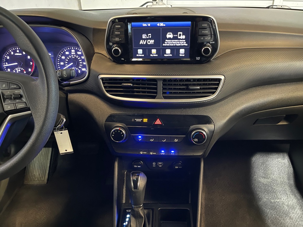 Photo 13 of this HYUNDAI TUCSON