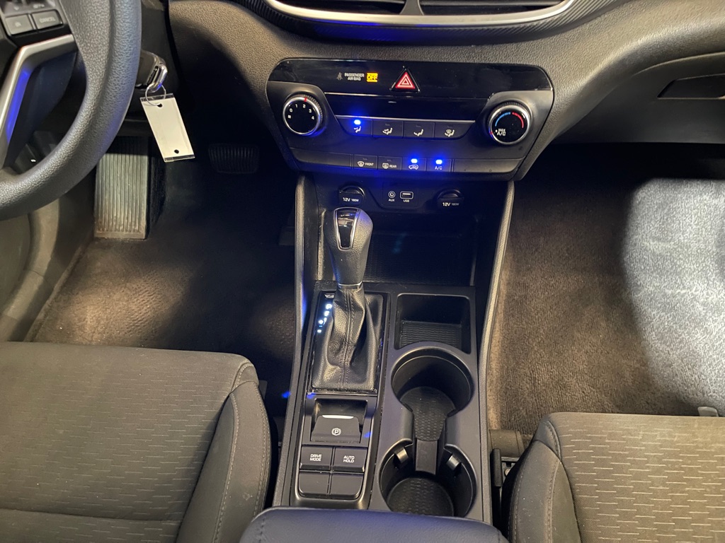 Photo 14 of this HYUNDAI TUCSON