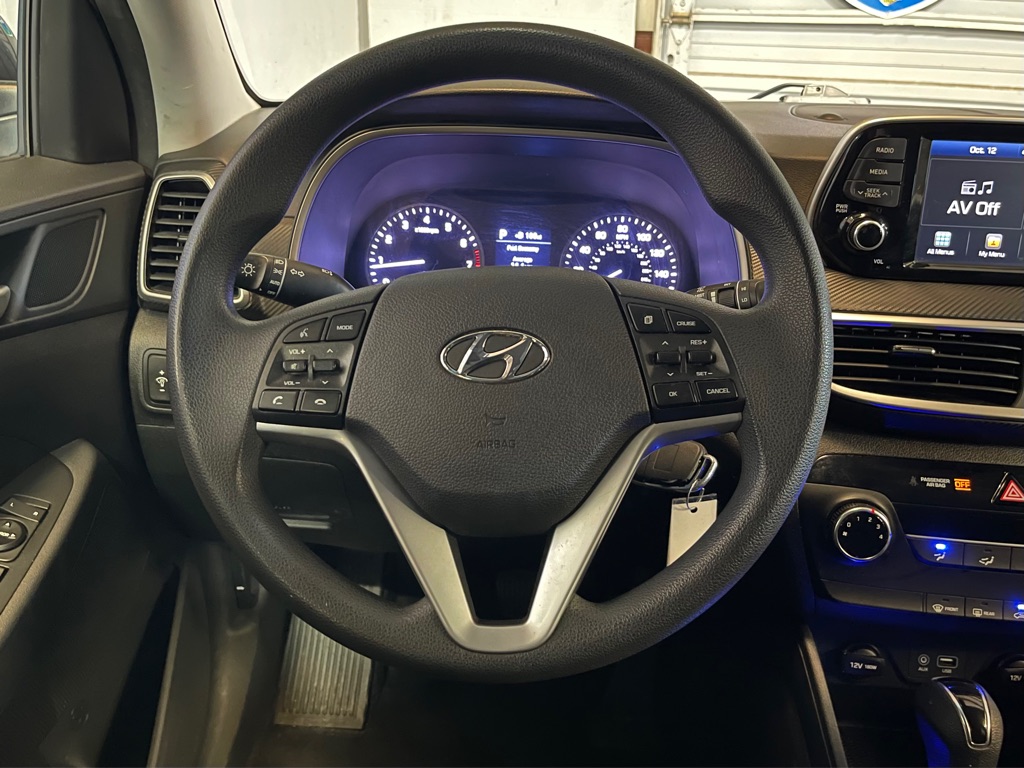 Photo 12 of this HYUNDAI TUCSON