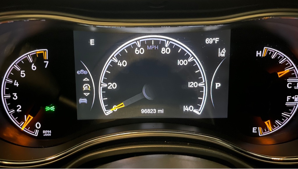 Photo 11 of this JEEP GRAND CHEROKEE