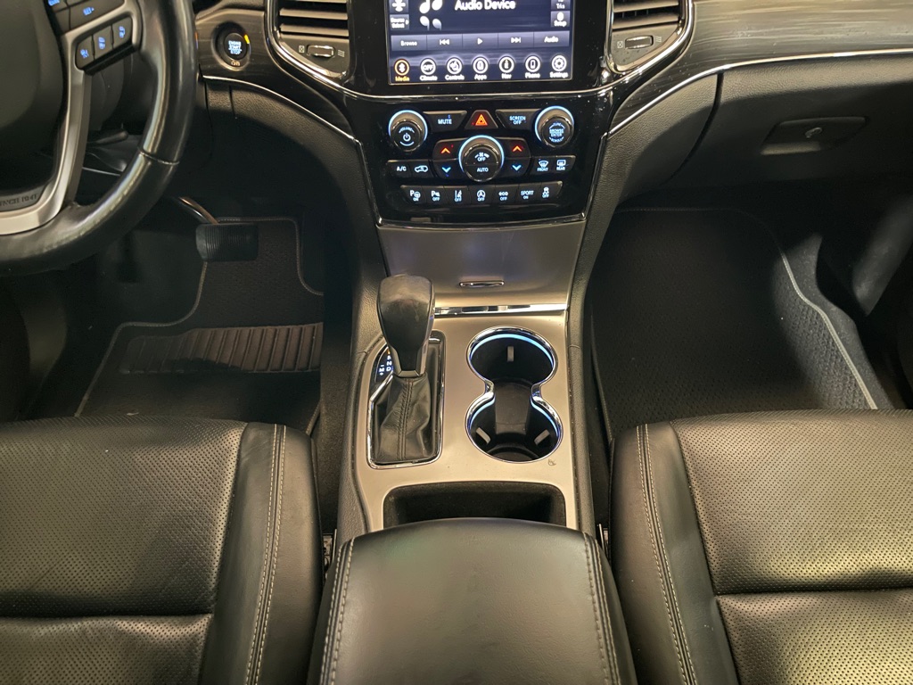 Photo 14 of this JEEP GRAND CHEROKEE
