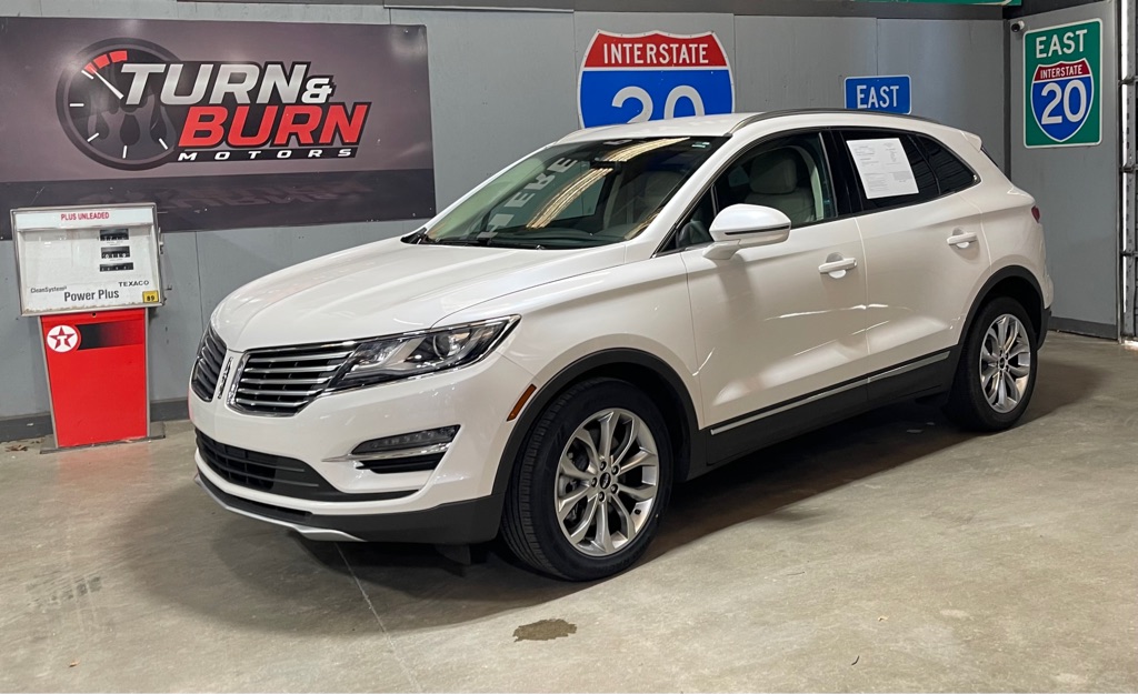 Photo 3 of this LINCOLN MKC