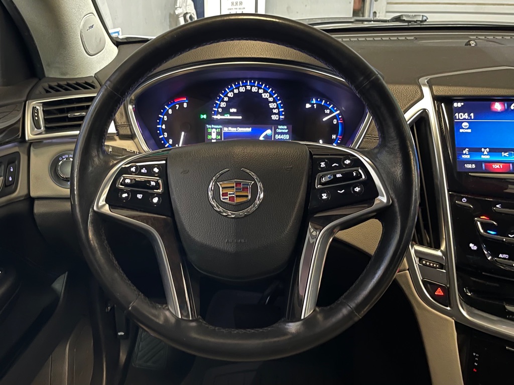 Photo 11 of this CADILLAC SRX