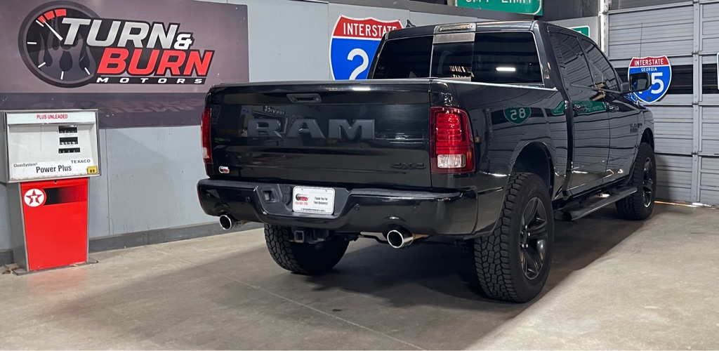 Photo 4 of this RAM 1500