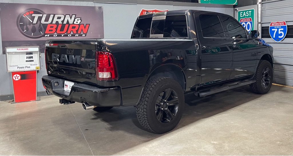 Photo 5 of this RAM 1500
