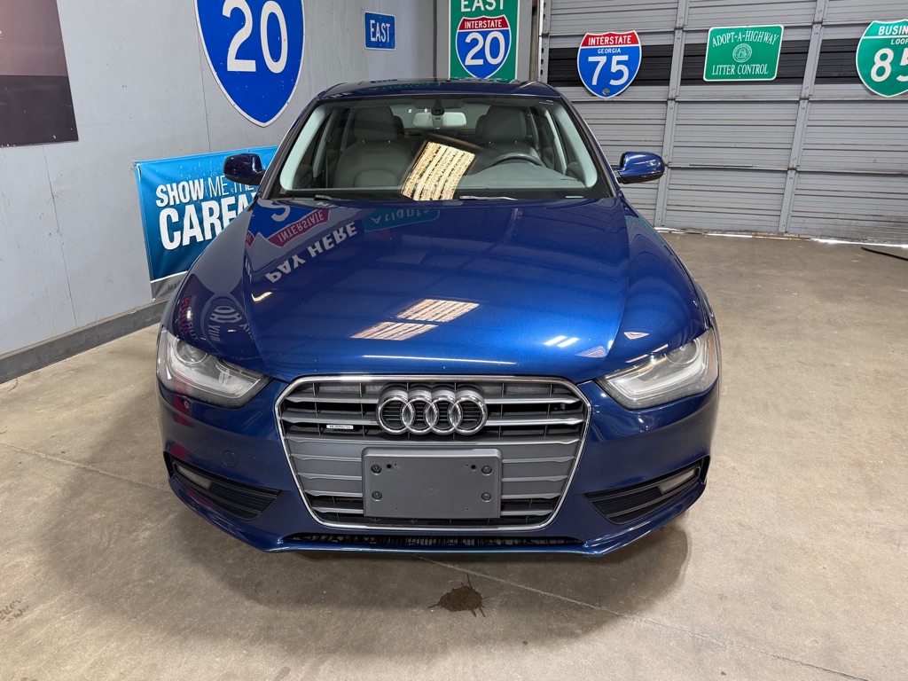 Photo 2 of this AUDI A4