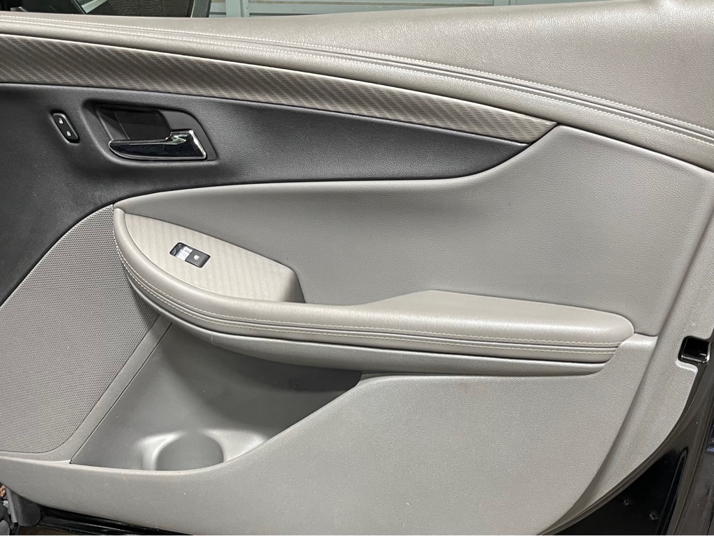 Photo 16 of this CHEVROLET IMPALA