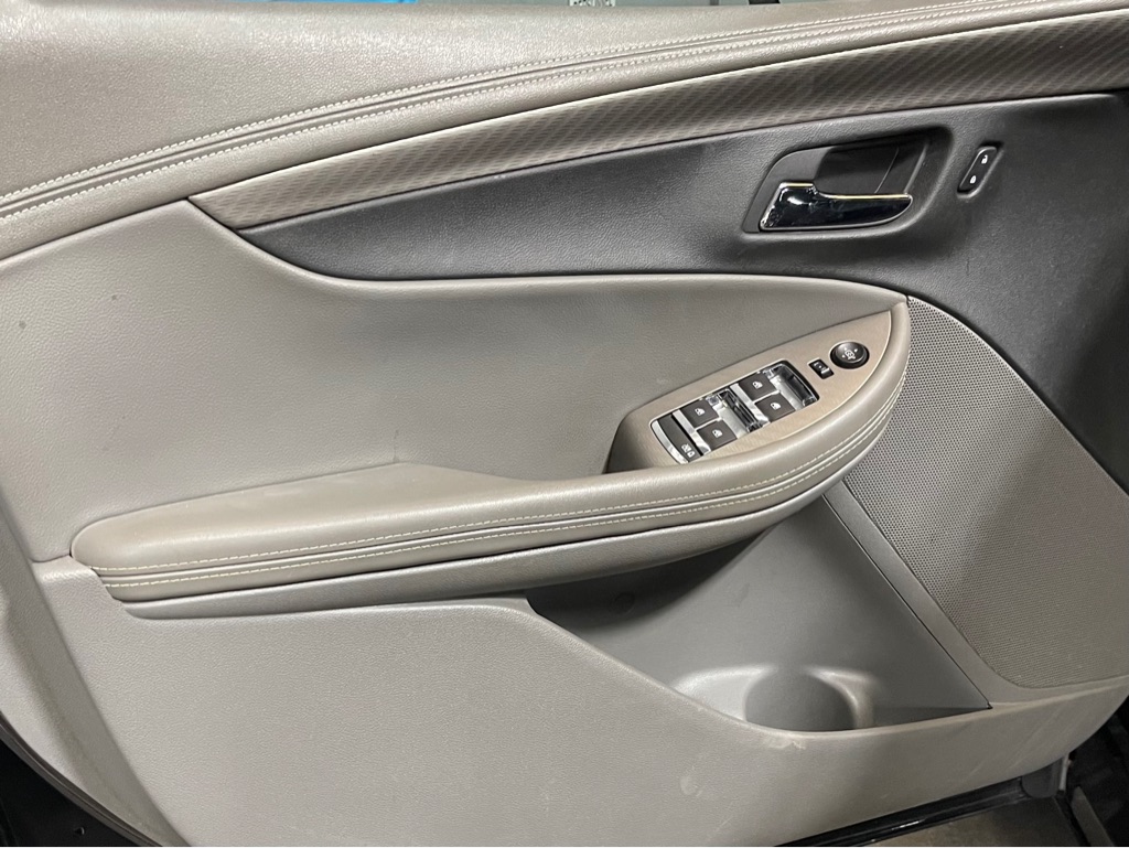 Photo 9 of this CHEVROLET IMPALA
